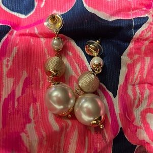Lilly Pulitzer pearl drop earrings